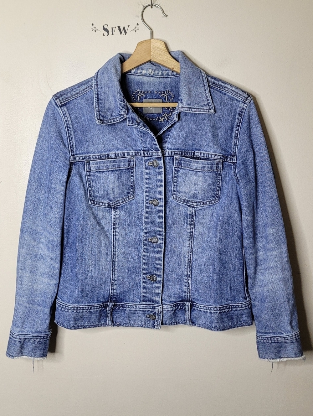 J. Jill Vintage Jean Jacket - Picture 2 of 11